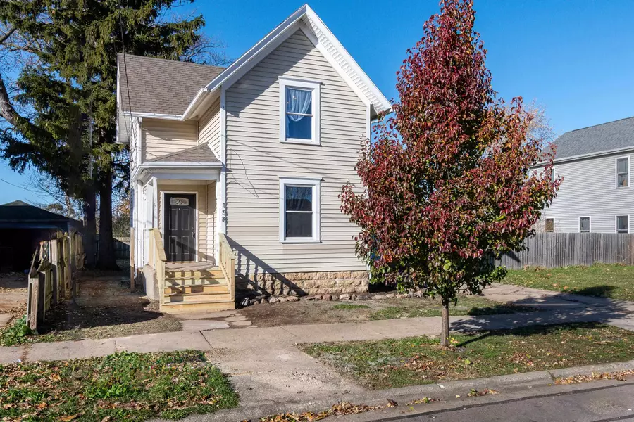 158 Linn Street, Janesville, WI 53548