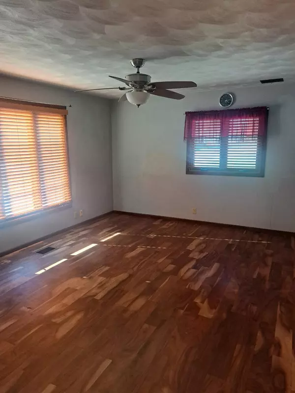 Monticello, WI 53570,660 E Lake Avenue