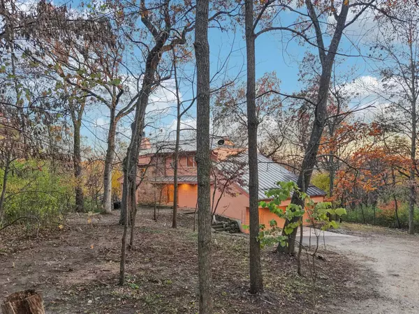 Cross Plains, WI 53528,4565 White Oak Circle