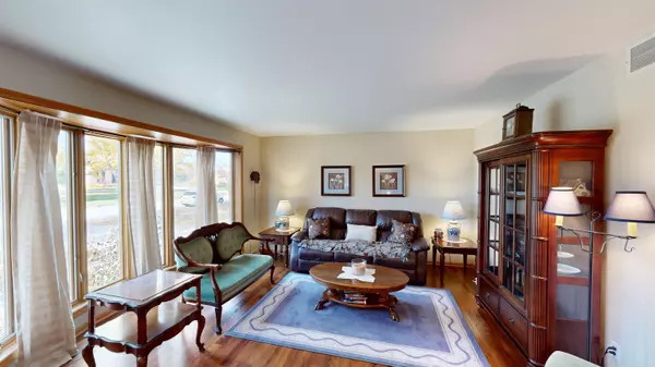 Jefferson, WI 53549-1168,736 Lucas Lane