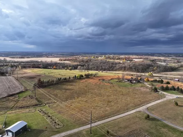 Blanchardville, WI 53516,5.04 M/L Acres State Road 39