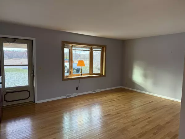 Cambridge, WI 53523,123 County Road B