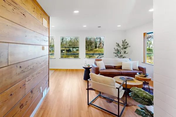 Madison, WI 53711,5513 Dorsett Drive