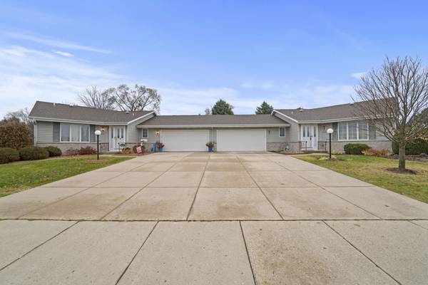 728 Nantucket Drive, Janesville, WI 53546