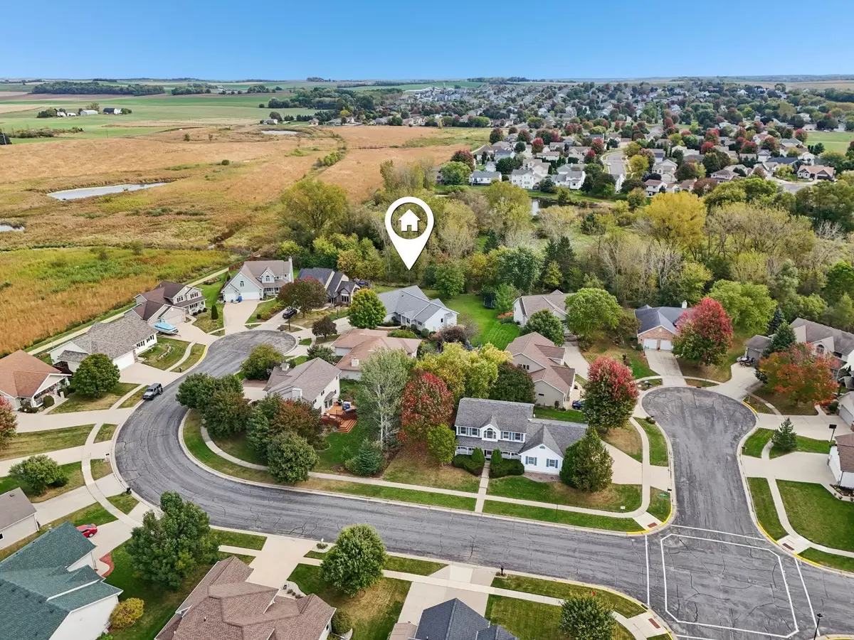 Waunakee, WI 53597,919 Lochmoore Drive