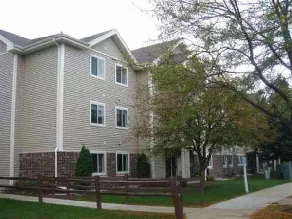 Madison, WI 53719,1140 MORRAINE VIEW Drive #204
