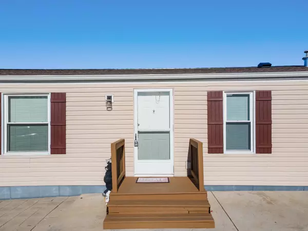 Lake Mills, WI 53551,897 E Lake Street #109