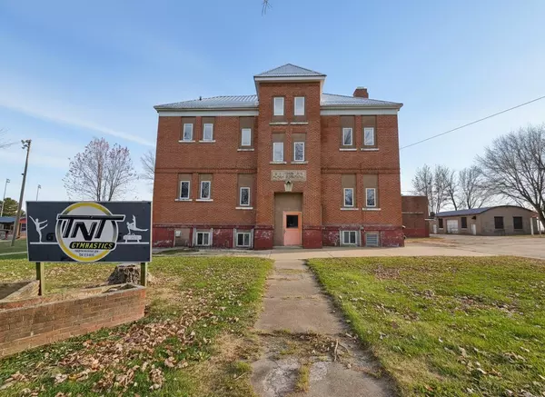 940 County Road E, Livingston, WI 53554-9415