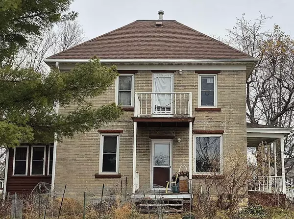 Coon Valley, WI 54623-8346,101 Anderson Street