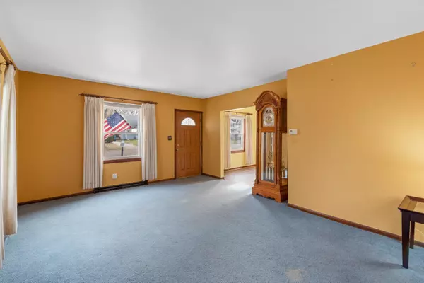 Beaver Dam, WI 53916-1138,724 Mac Arthur Drive