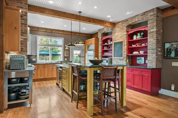 Verona, WI 53593,7685 Almor Drive