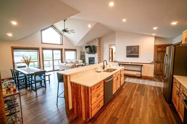 New Lisbon, WI 53950,N8610 Island View Drive