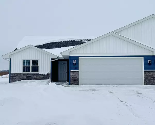 1125 Red Hawk Drive, Milton, WI 53563