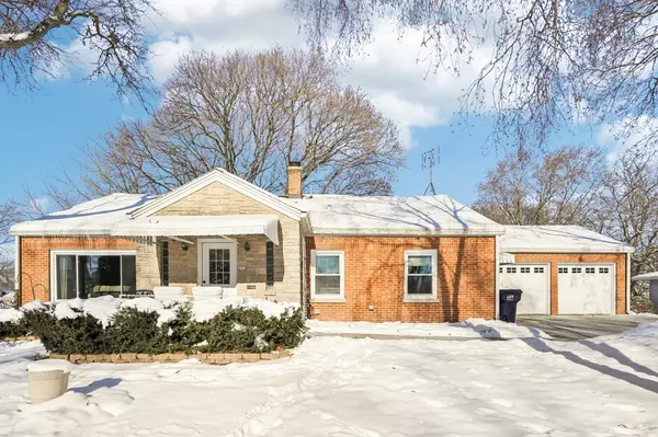 203 South Street, Juneau, WI 53039