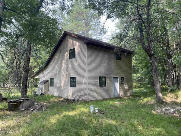 Hancock, WI 54943,610 6TH Court