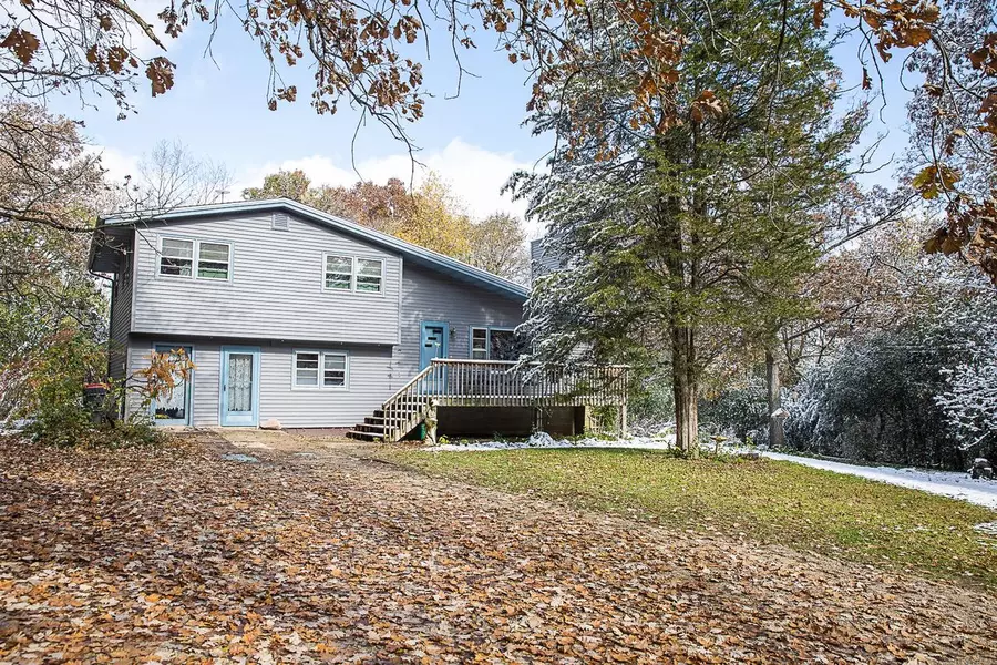 N2493 Kunz Rd, Fort Atkinson, WI 53538