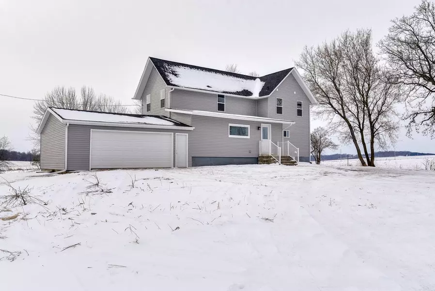 W9896 County Road GG, Reeseville, WI 53579