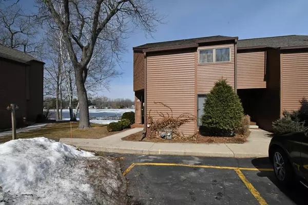 531 Gold St #A5/S4, Green Lake, WI 54941