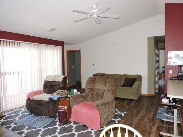 Fort Atkinson, WI 53538,1612 Commonwealth Drive #5