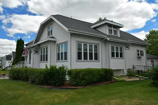 Waupun, WI 53963,411 W Franklin St