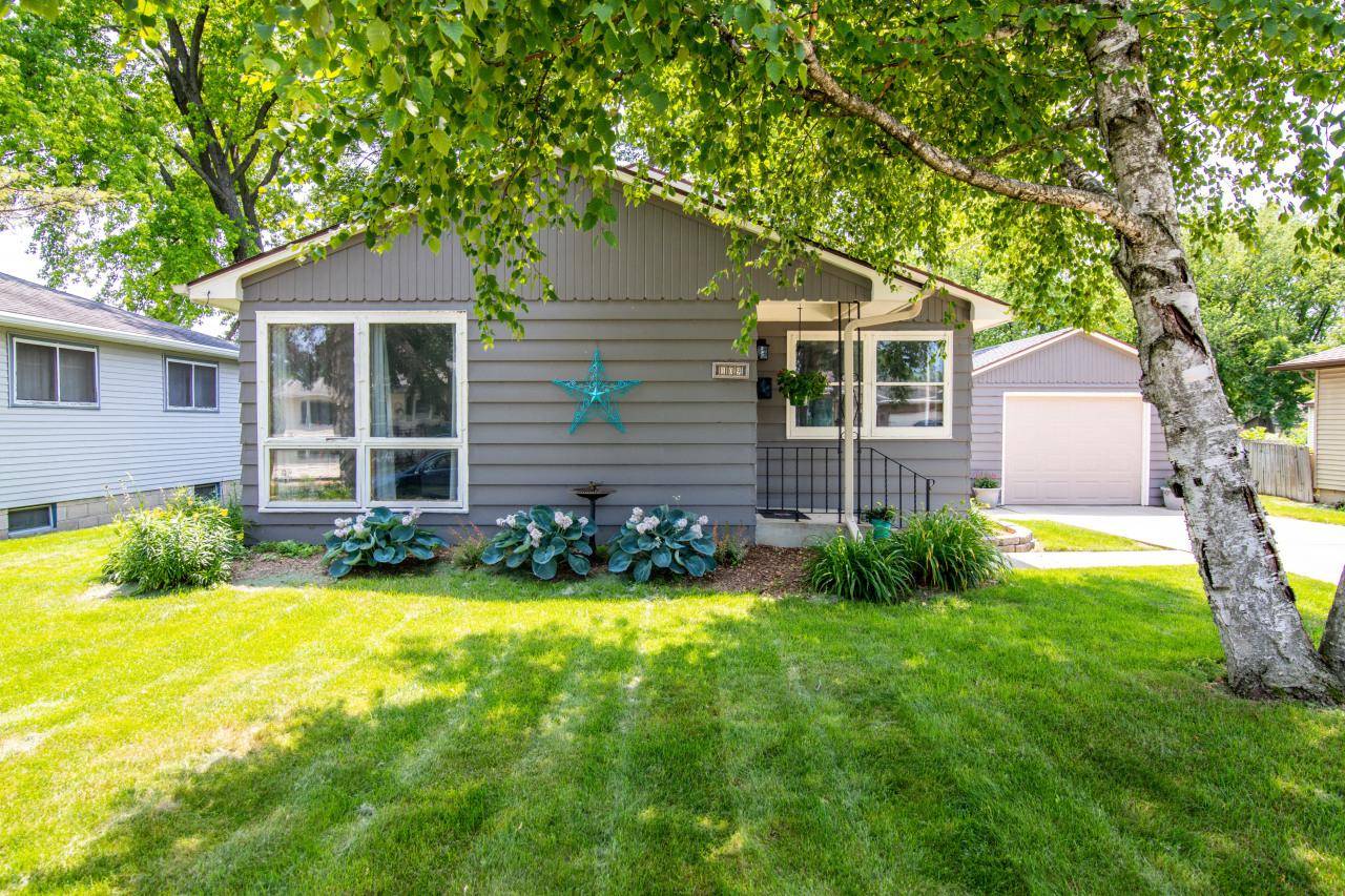 109 Clark St, Watertown, WI 53094