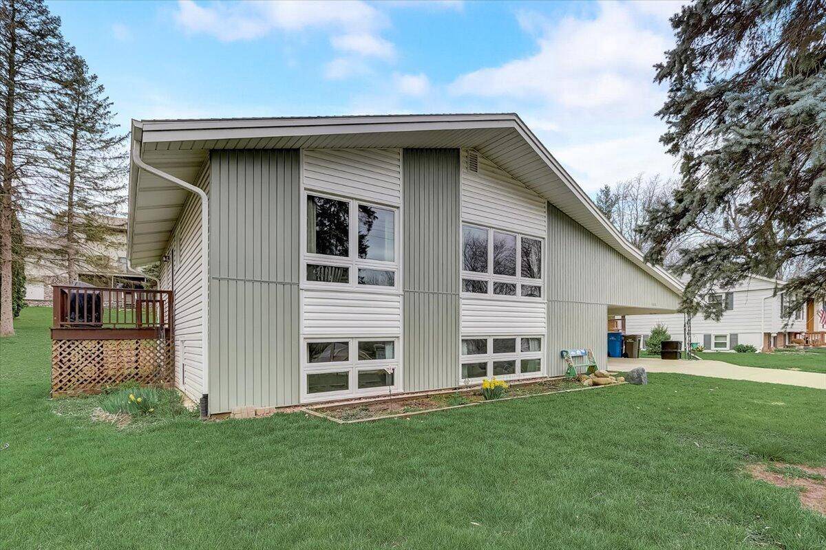 Watertown, WI 53094,308 S Concord Ave