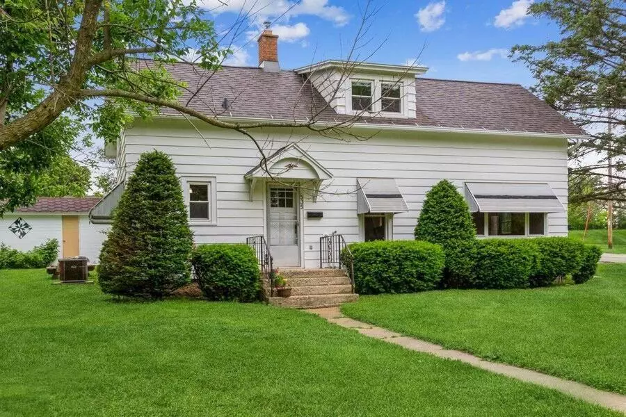 Mayville, WI 53050,535 N Main Street