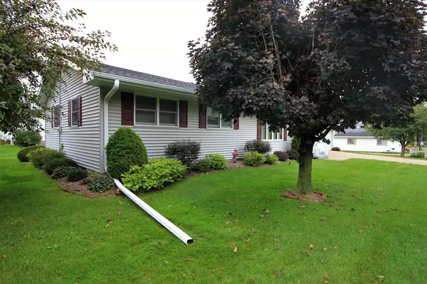 Cedarburg, WI 54621,201 Rock ST