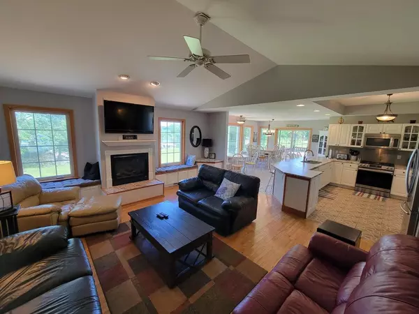 Delavan, WI 53115,2140 Blue Heron Drive