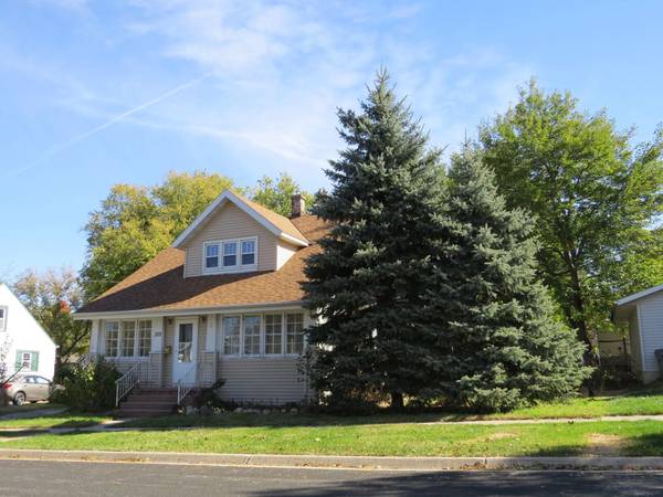 305 N Warren Street, Watertown, WI 53094