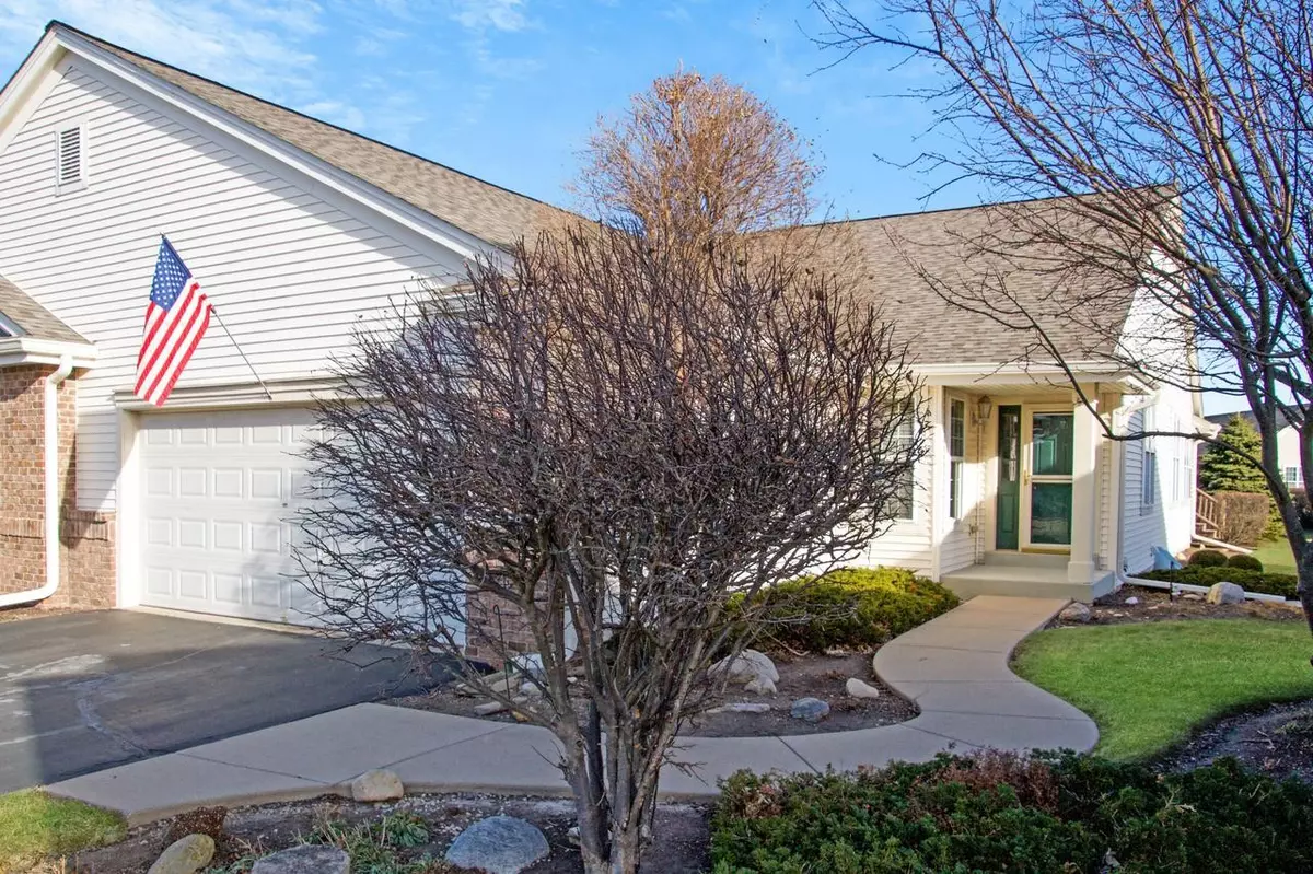 Elkhorn, WI 53121,865 Sweetbriar Drive #2