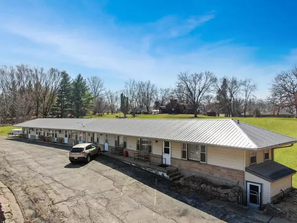 Viroqua, WI 54665,S5539 Highway 14