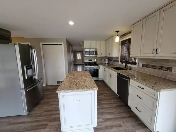 Delavan, WI 53115,2215 North Shore Drive