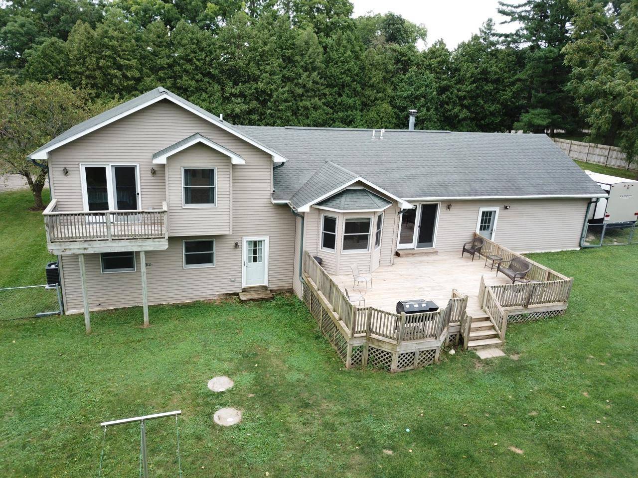 Delavan, WI 53115,2855 North Shore Drive