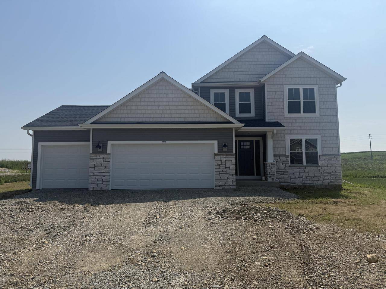 400 Ridgeview Court, Lake Mills, WI 53551