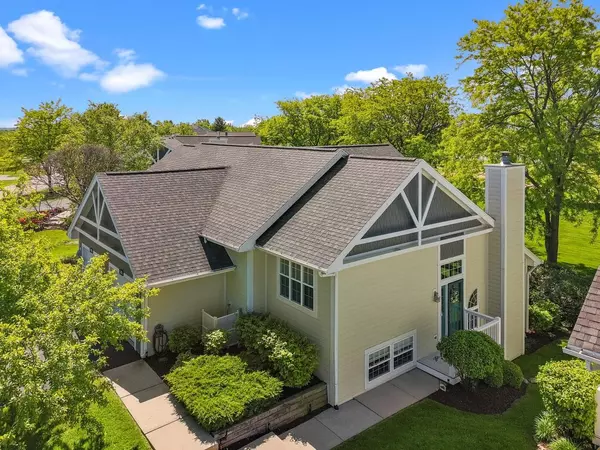 887 Eagleton Drive, Lake Geneva, WI 53147