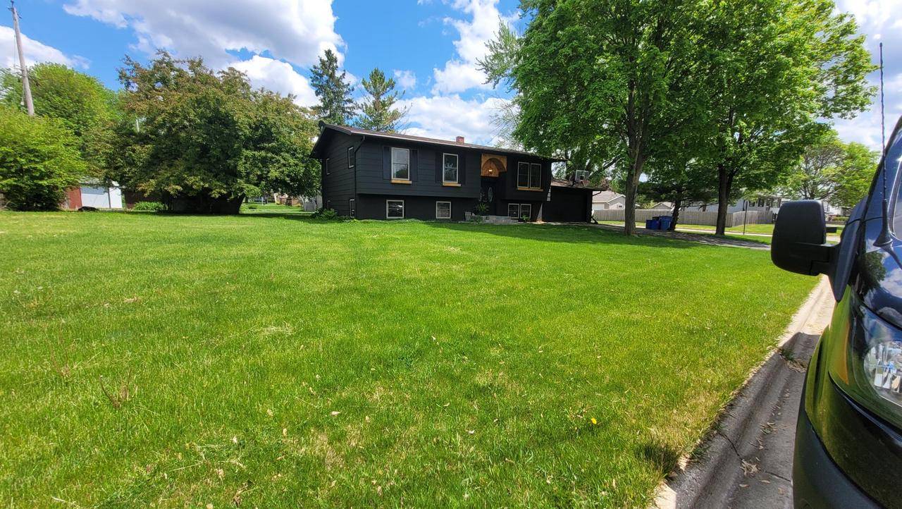 Watertown, WI 53098,605 Hidde Drive
