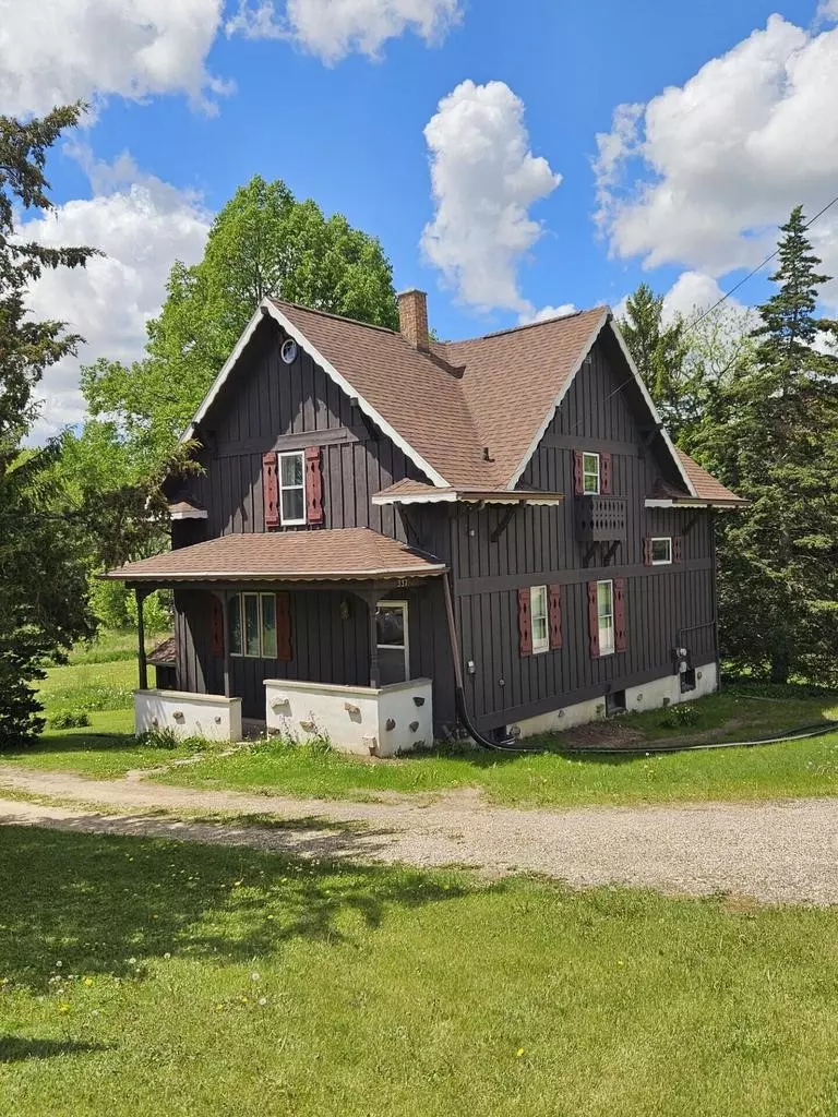 Theresa, WI 53091,337 S Menomonee Street