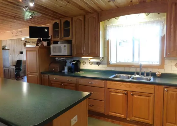 Markesan, WI 53946,W7194 DRAGER RD
