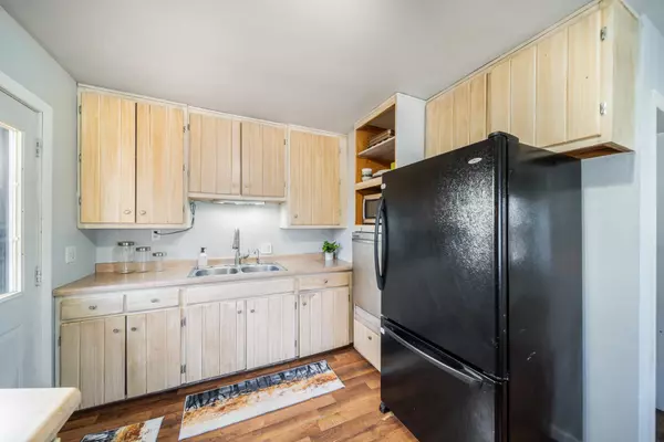 Fond Du Lac, WI 54935,27 N KAYSER Street