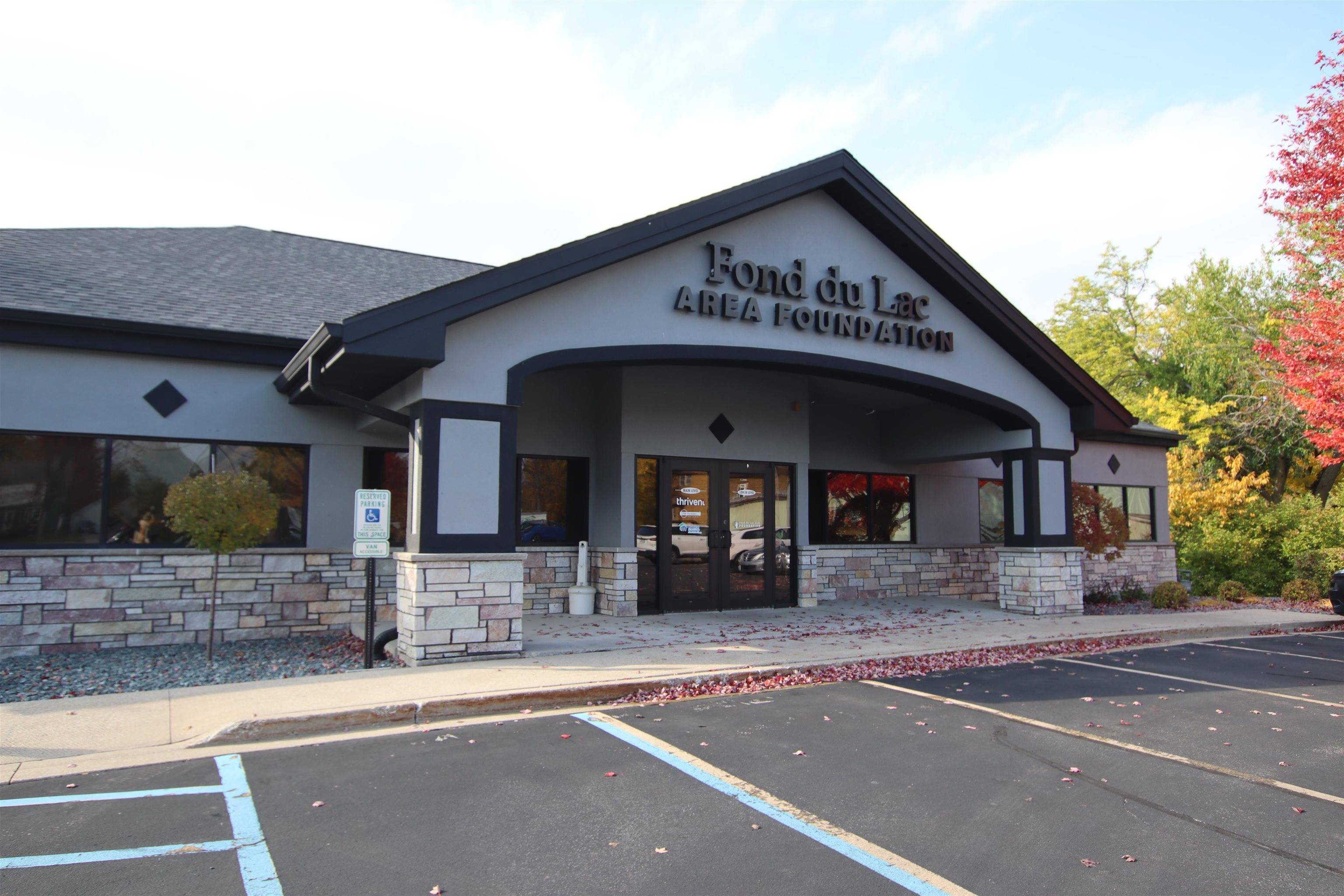 1020 S MAIN Street, Fond Du Lac, WI 54935