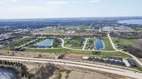 Fond Du Lac, WI 54935,1222 SPRING LAKE Drive