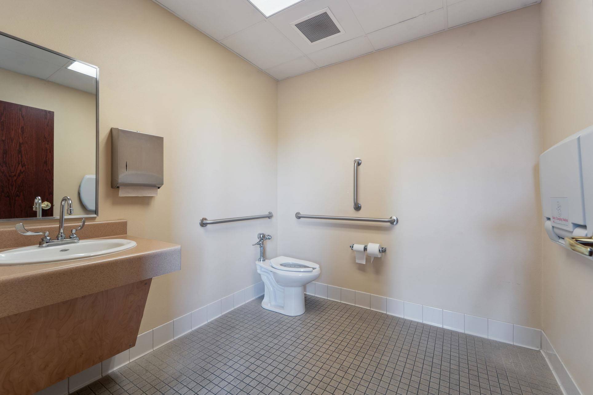 Ripon, WI 54971,790 EASTGATE Drive