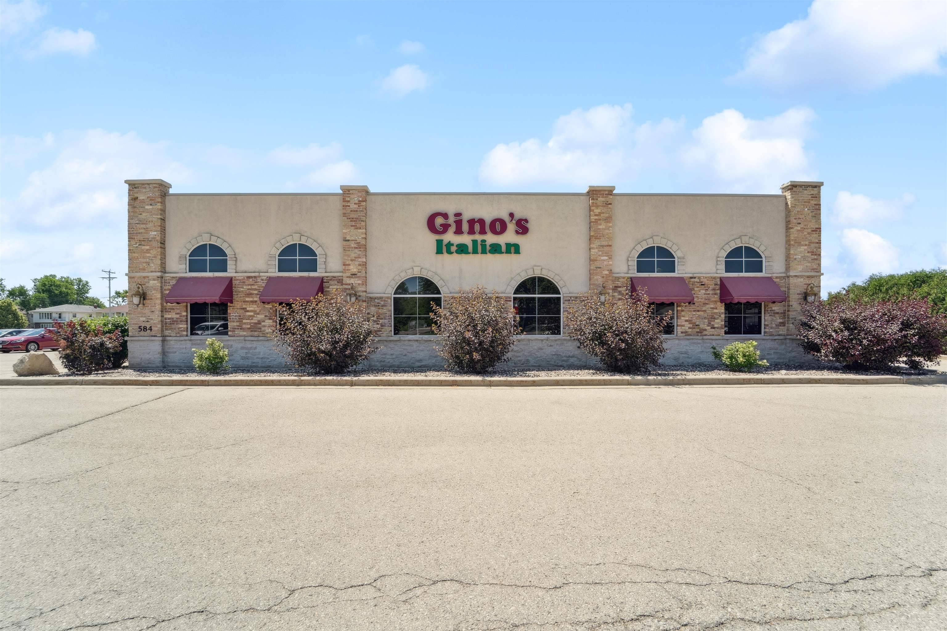 Fond Du Lac, WI 54935,584 W JOHNSON Street
