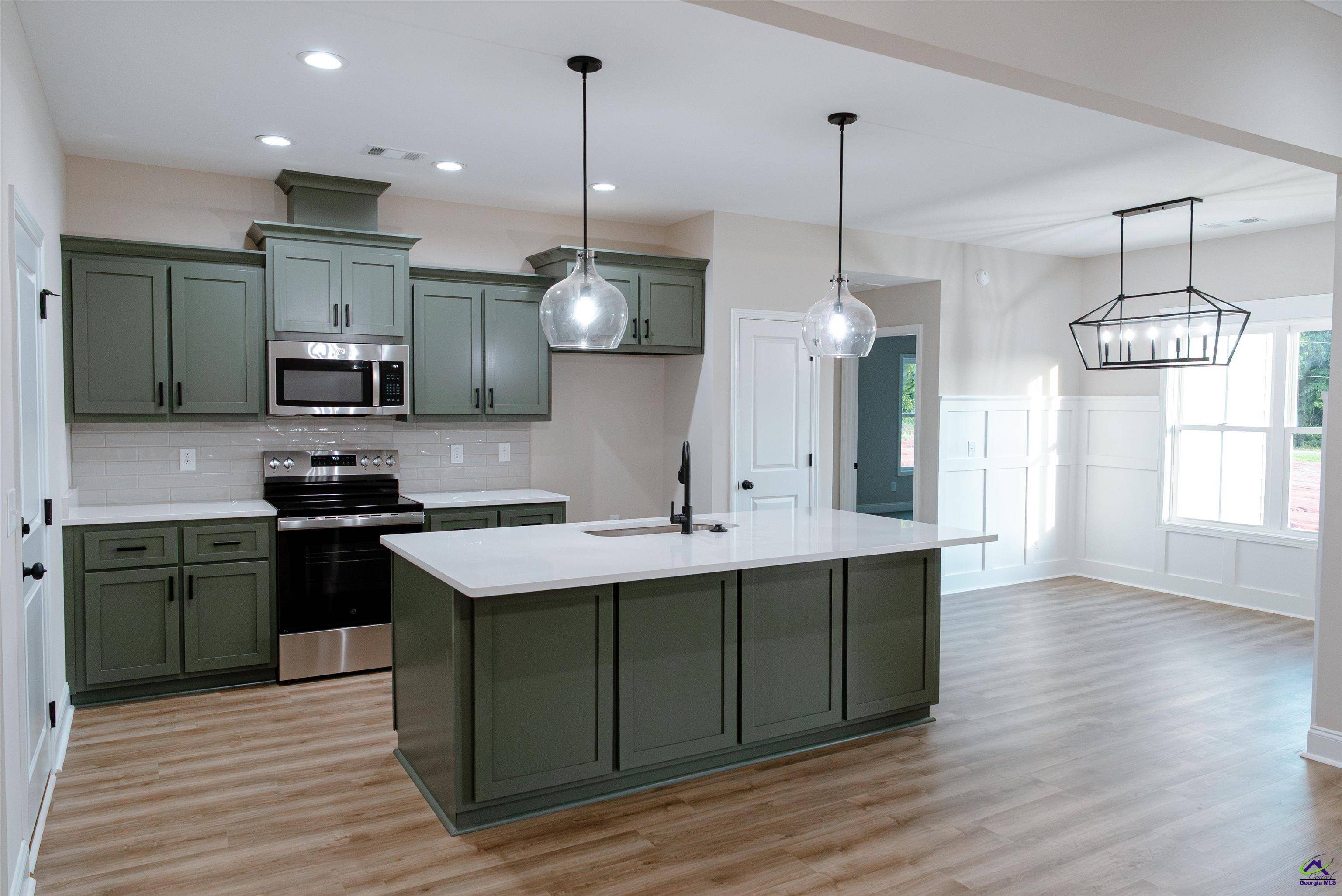 Perry, GA 31069,104 Nash Court