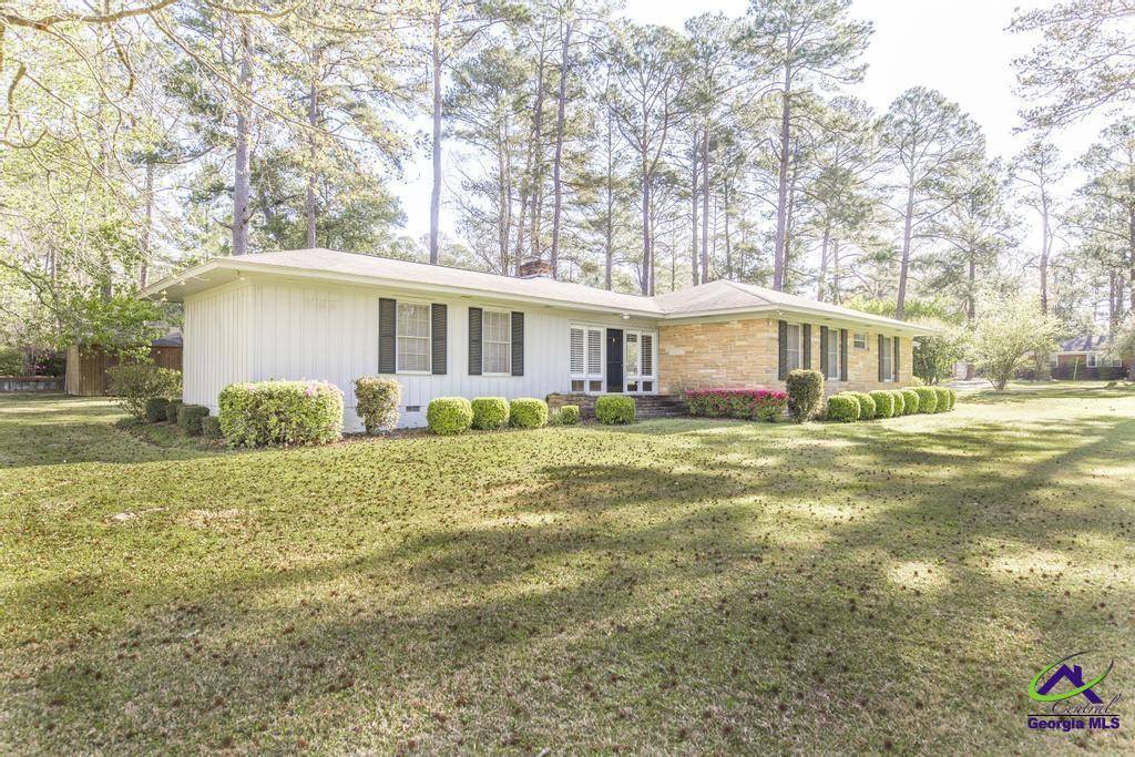 Montezuma, GA 31063,202 Leon Avenue