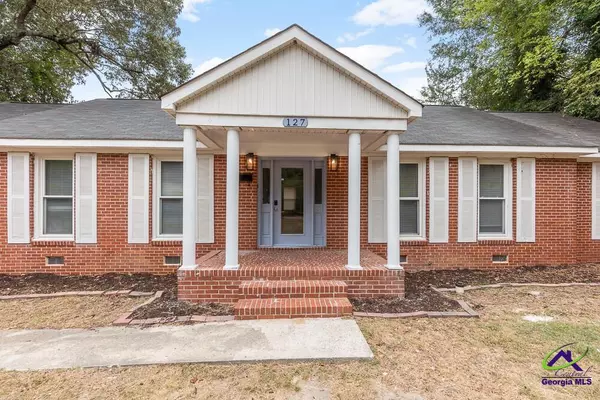 Warner Robins, GA 31093,127 Edna Place