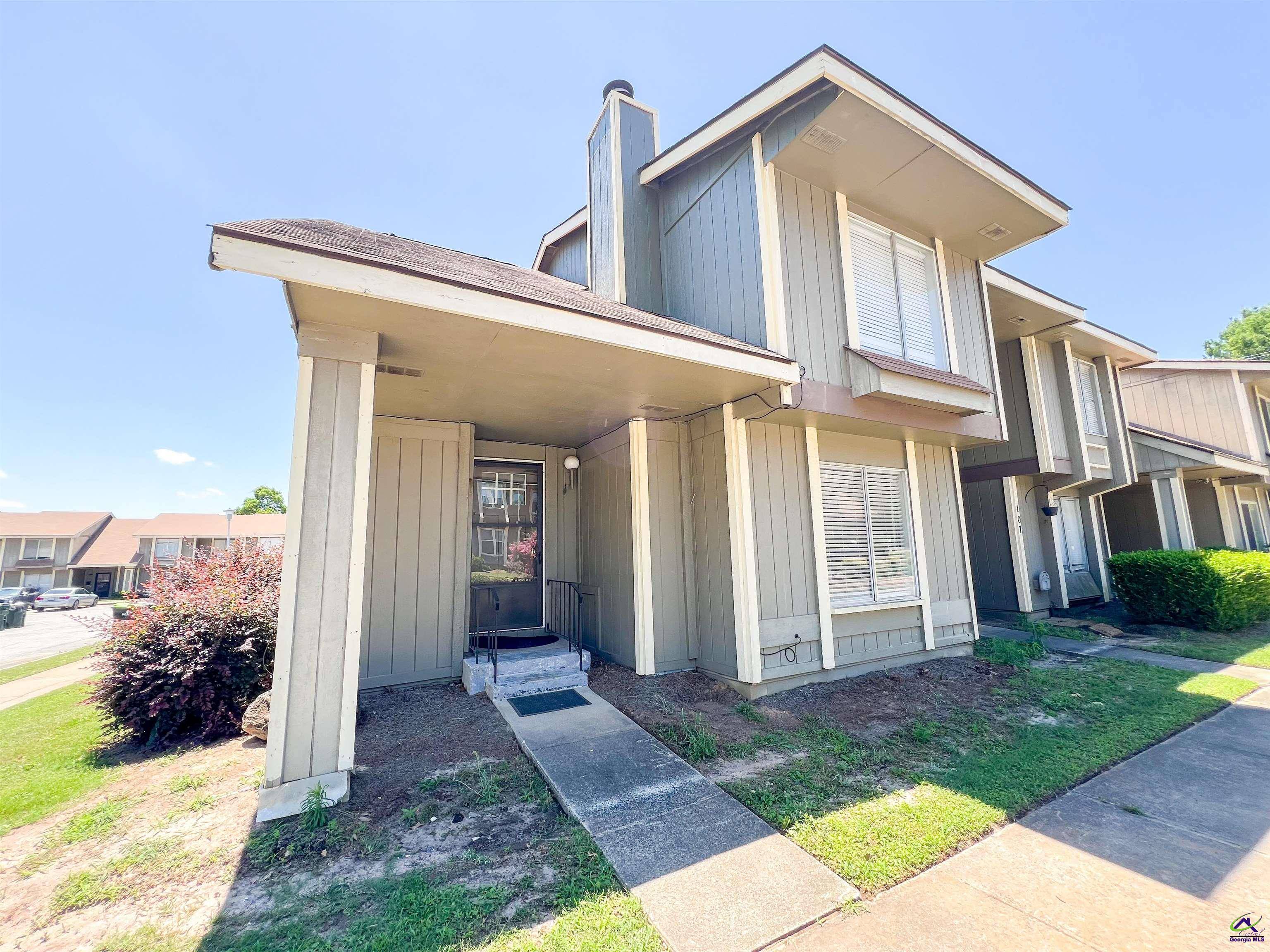 109 Stoneridge Dr., Warner Robins, GA 31088