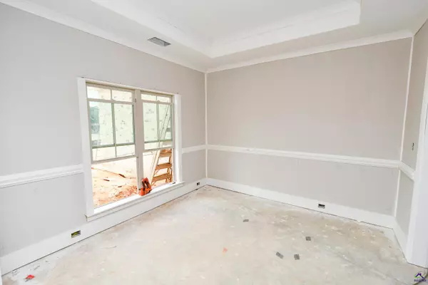 Kathleen, GA 31047,205 Emberwood Way