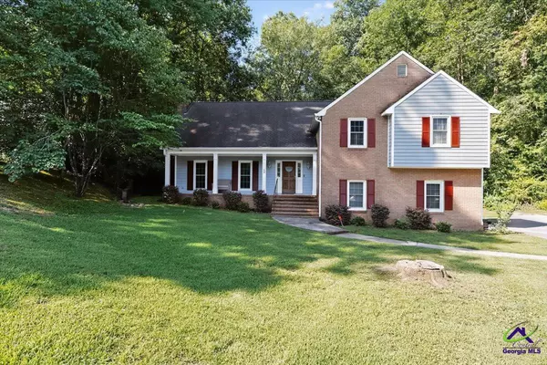 Macon, GA 31210,556 Commanche Place